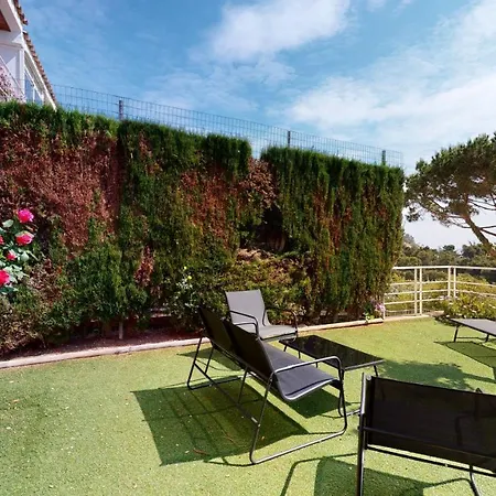 Mar Menuda By Reymar Villa *