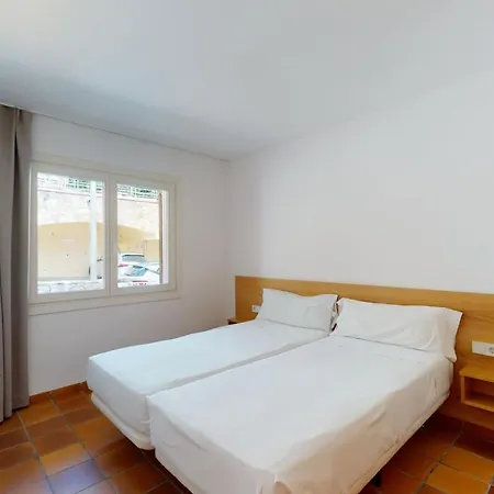 Mar Menuda By Reymar