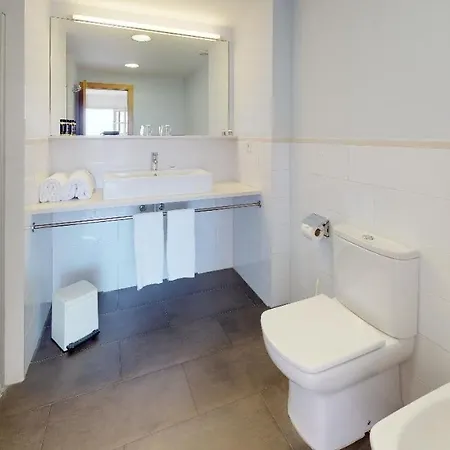 Mar Menuda By Reymar